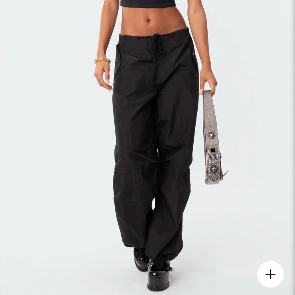 Rian Nylon Cargo Pants Edikted